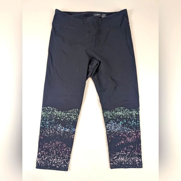 L.L. Bean Pants - L. L. Bean Women's Boundless Performance Capri leggings grey pattern size Medium